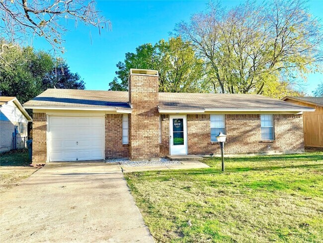 Building Photo - 504 Campbell Ln