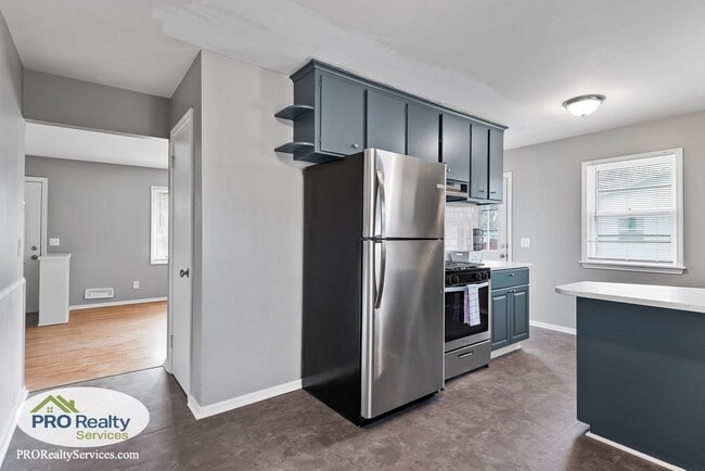Photo - 431 Egret Blvd NW