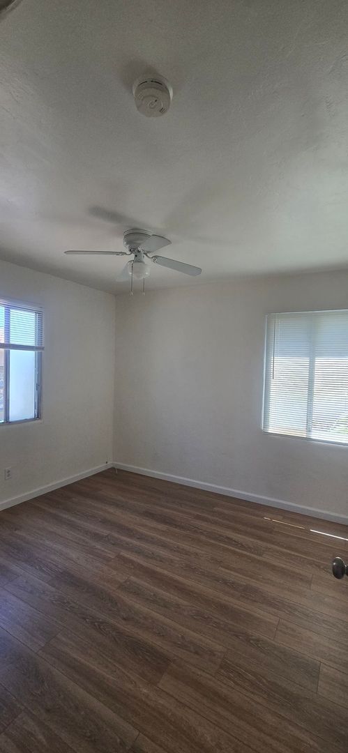 Photo - 1533 Chalcedony St Unidad 1537