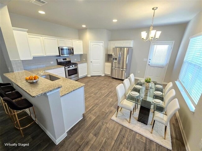 Photo - 13903 Macquarie Dr