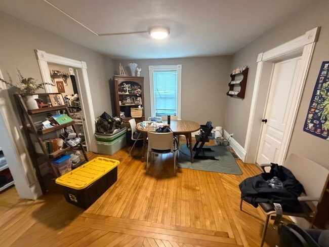 Photo - 635 Franklin St Unit 1