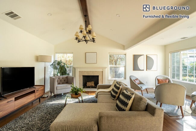 Photo - 732 Laurel Ave