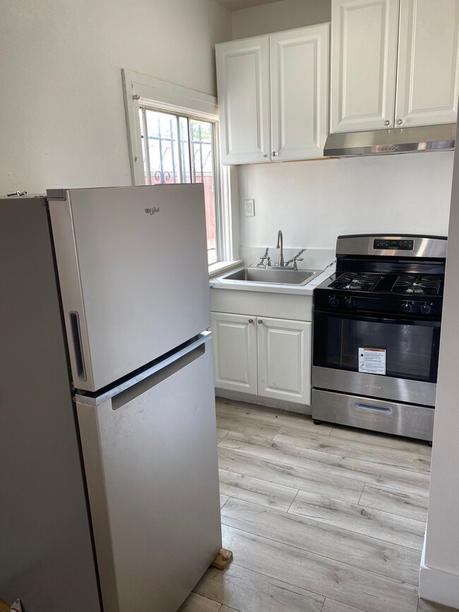 Photo - 2704 S Vermont Ave Unit 2704 S. Vermont - 4