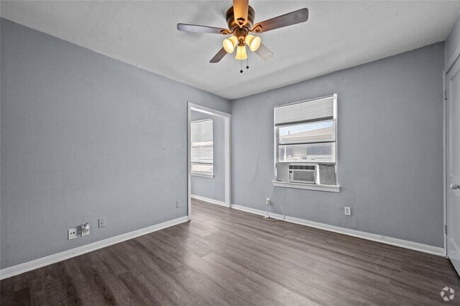 Building Photo - 1919 McDuffie St Unit 2 Rental