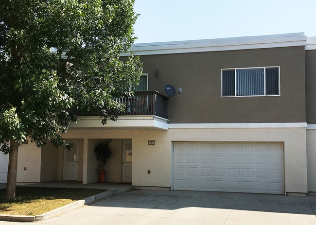 West Bay Park Townhomes