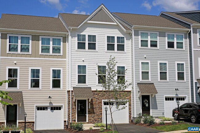 Photo - 5997 McComb St