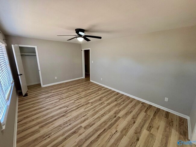 Photo - 17456 Lucas Ferry Rd