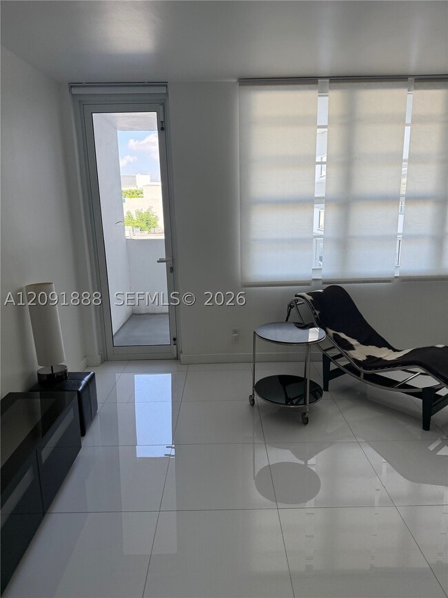 100 Lincoln Rd Unit 418