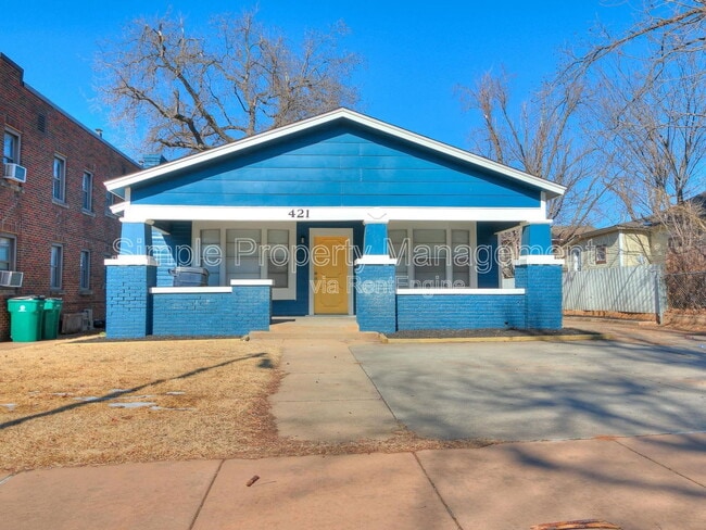 Photo - 421 NW 25th St House
