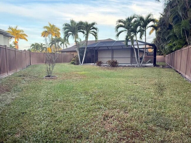Photo - 4BR / 2BA Pool Home Near the Beach – Bonita Springs, FL