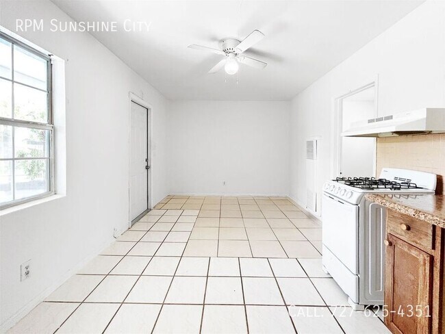 Photo - 10464 106th Ave N Unit 2