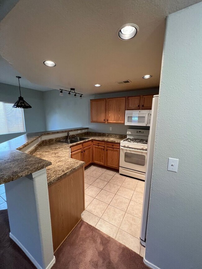 Photo - Rancho Mirage CONDO 1 Bedroom 1 Bath with... Unit 1914
