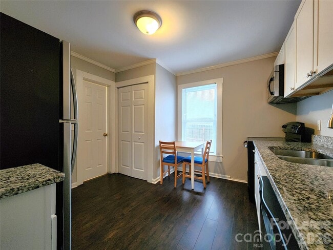 Photo - 507 S Vance St