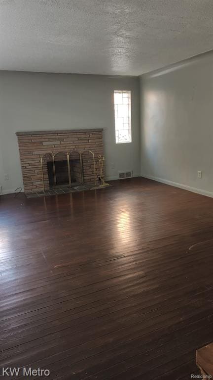 Photo - 8272 Outer Dr E