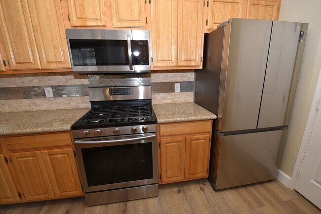 Photo - BEAUTIFUL 2 BED, 2 BATH CONDO AT MORGYN RI... Unit 2026