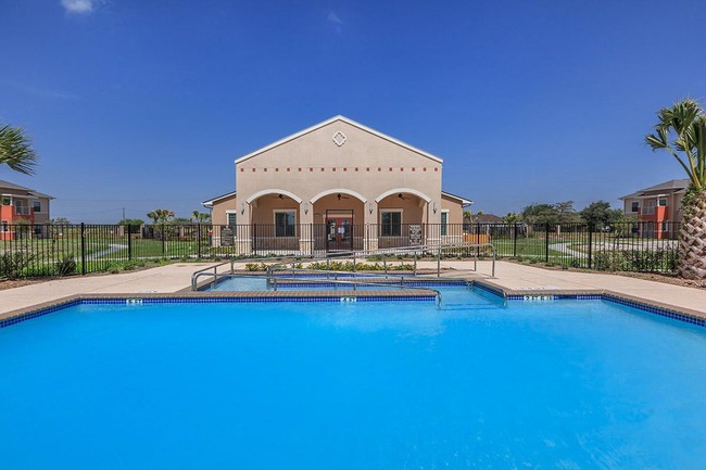 Building Photo - La Esperanza De Alton- Income Restricted Rental