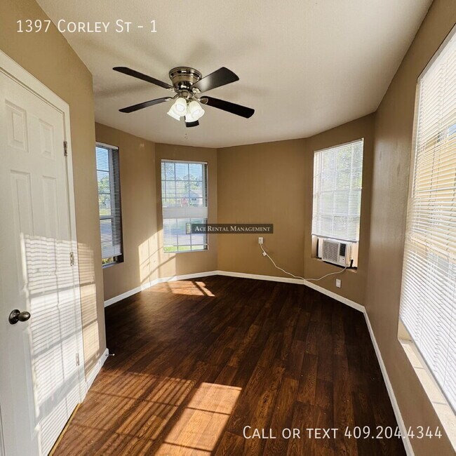 Photo - 1397 Corley Ave Unit 1