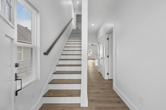 Photo - 214 E Morelia Ave