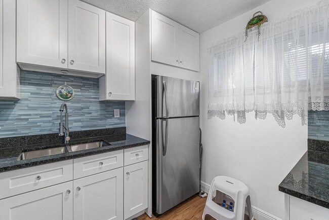 Photo - 2855 Garden Dr S Unit 211