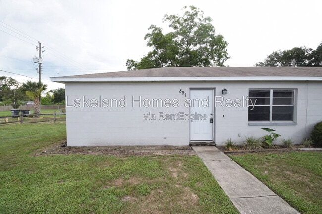 Photo - 891 School House Rd