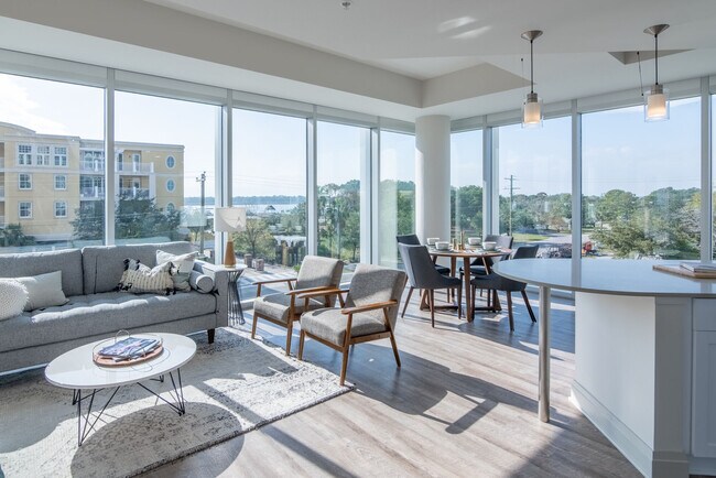 10 apartamentos de WestEdge — foto de la comunidad