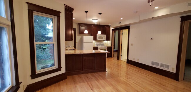 Photo - 2709 Delaware St SE Unit 2