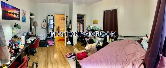 Photo - 212 Hemenway St Unit 4