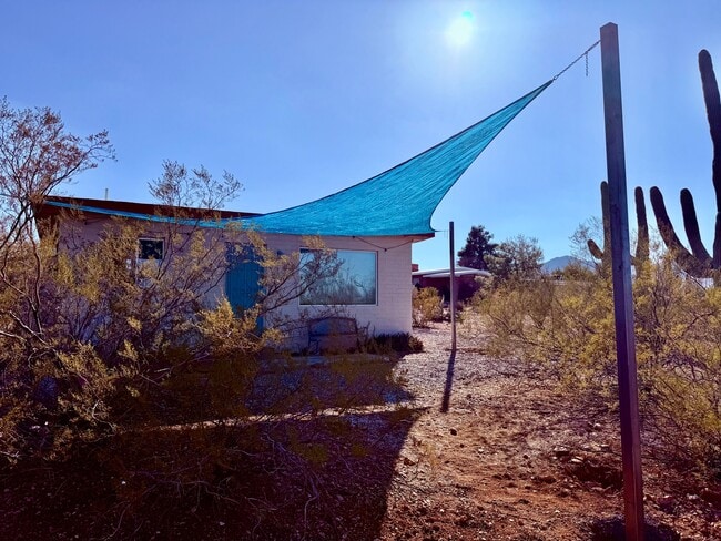 Photo - 1702 N Greasewood Rd