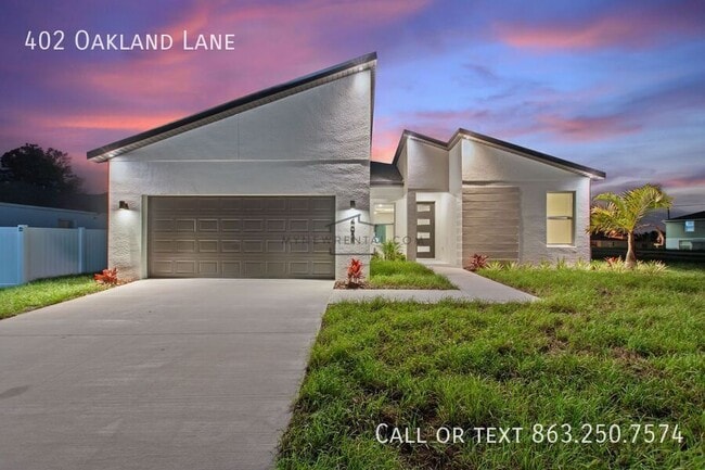402 Oakland Ln