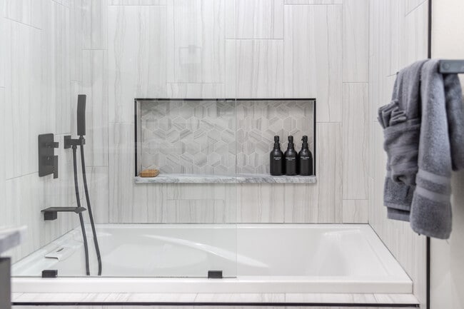 Photo - 9605 129th Ave