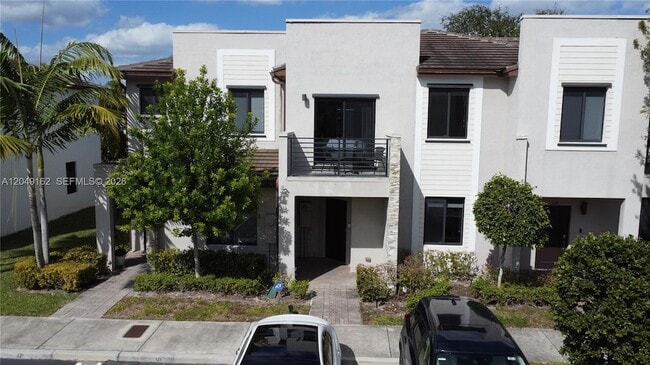 Building Photo - 323 NE 208th Terrace