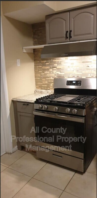 Photo - 7891 Sheridan St