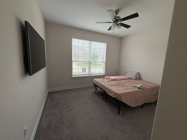 Photo - 609 Cattle Chute Ct