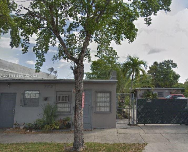 Photo - 725 Opa-locka Blvd Unit C