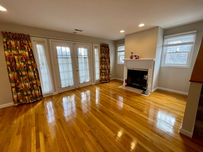 36 Cummings Rd Unit 9