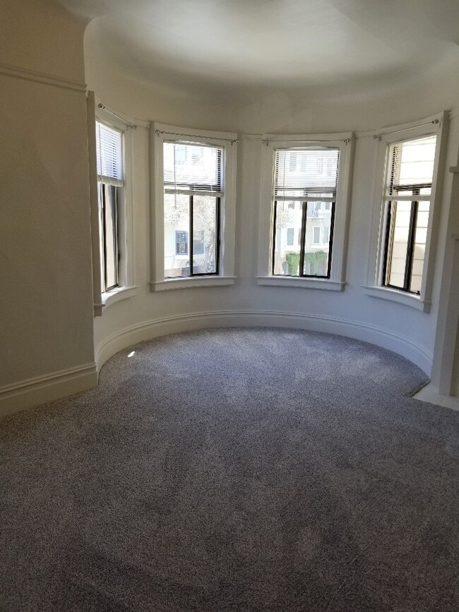 Photo - 2622 Franklin St Apartments Unit 2622FranklinStreet
