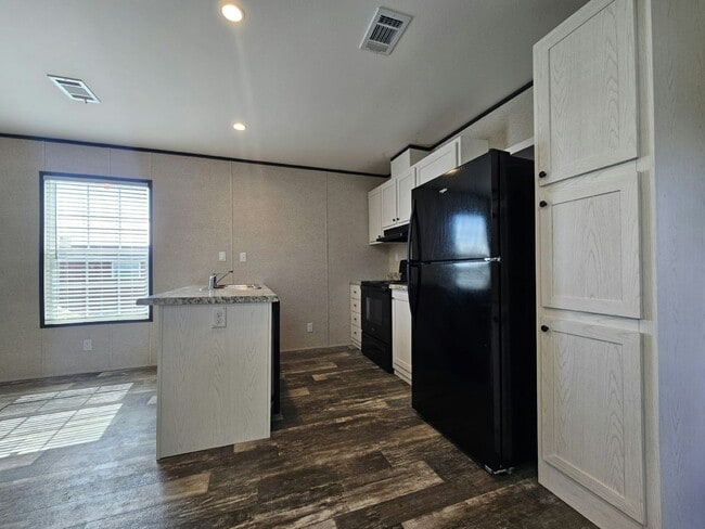 Photo - 1023 Myakka Dr