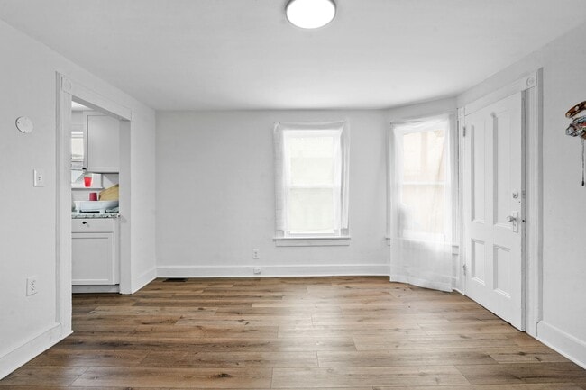 Photo - 66 Endicott Ave Unidad 2