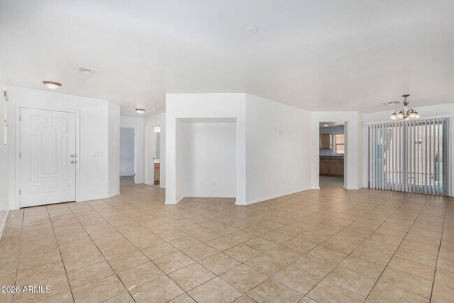 Photo - 2261 S Ponderosa Dr