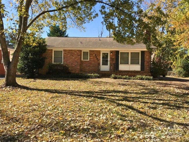 Building Photo - 4820 Amity Pl