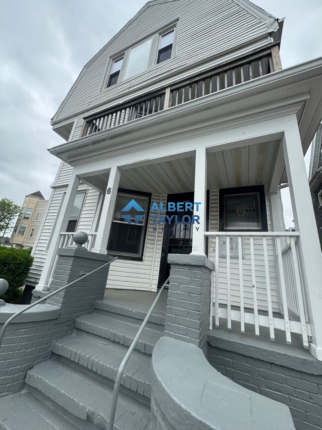 Building Photo - 6 Bowdoin Park Unit 1