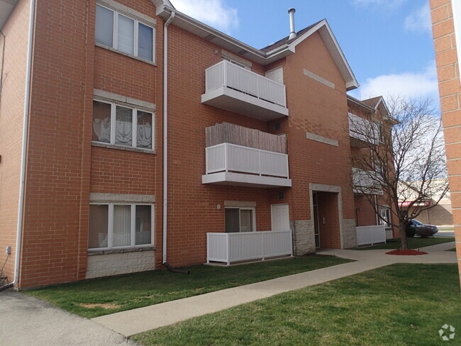 Building Photo - 2843 N Harlem Ave Rental