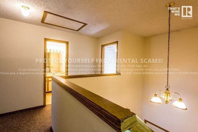 Photo - 686 W Martha Dr