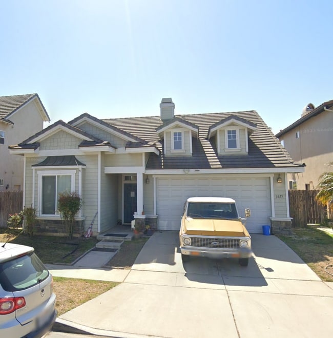 Building Photo - 1625 Belmont Ct Unit C