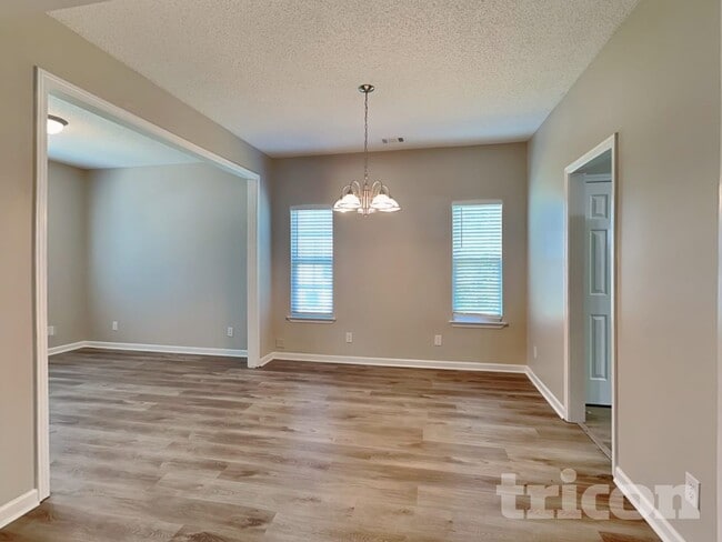 Photo - 2635 Brookgate Crossing