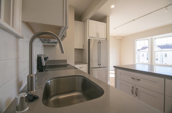 Photo - 2232 North point