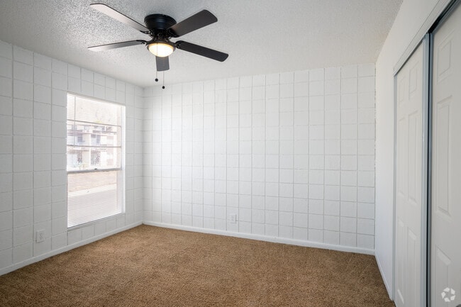 1BR, 1BA - 514SF - Bedroom