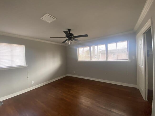 Photo - 2506 Waverly Dr