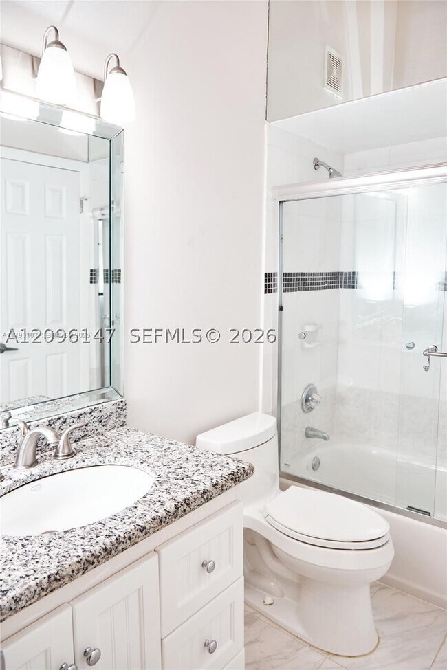 347 Leslie Dr