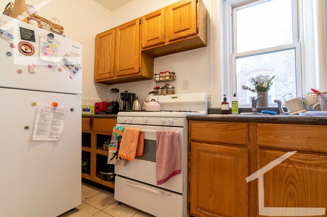 Photo - 16 Fuller St Unit 4